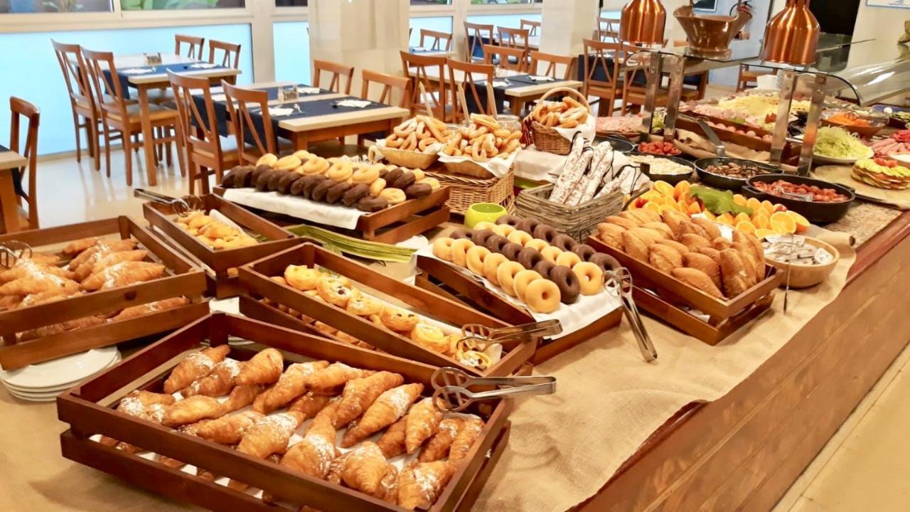 Hotel Stella Maris Blanes Kültér fotó